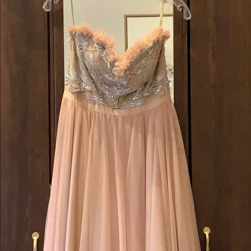 Gorgeous Aidan Mattox Evening Gown